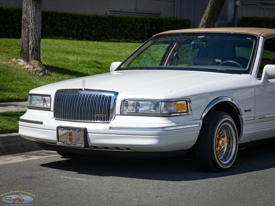 1997 Lincoln Town Car