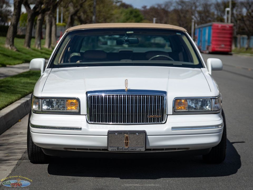 1997 Lincoln Town Car