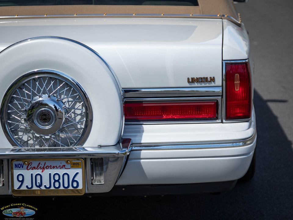 1997 Lincoln Town Car