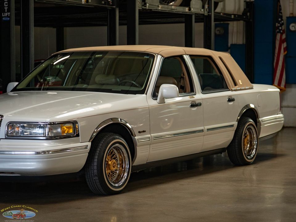 1997 Lincoln Town Car