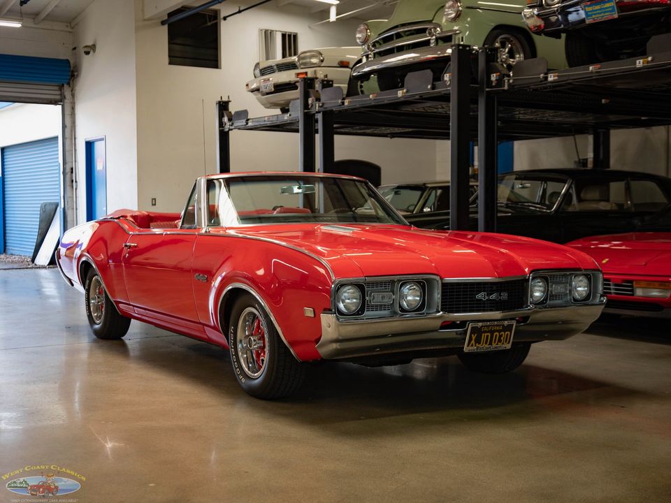 1968 Oldsmobile Cutlass Supreme