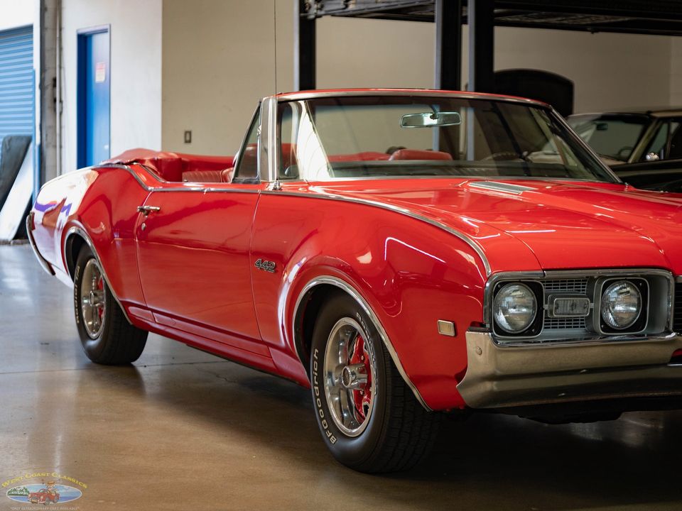 1968 Oldsmobile Cutlass Supreme