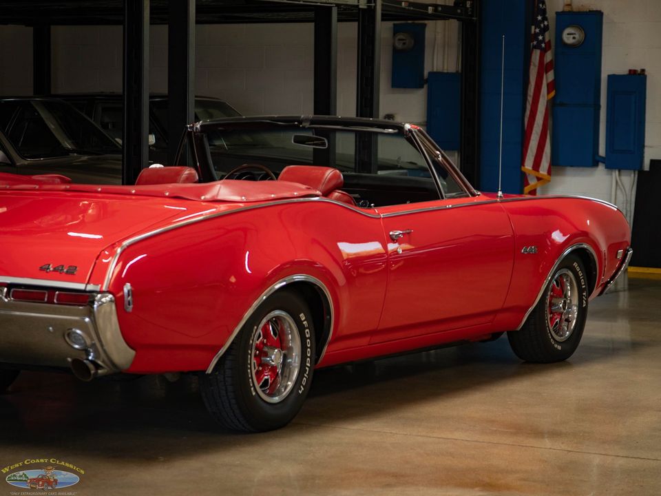 1968 Oldsmobile Cutlass Supreme