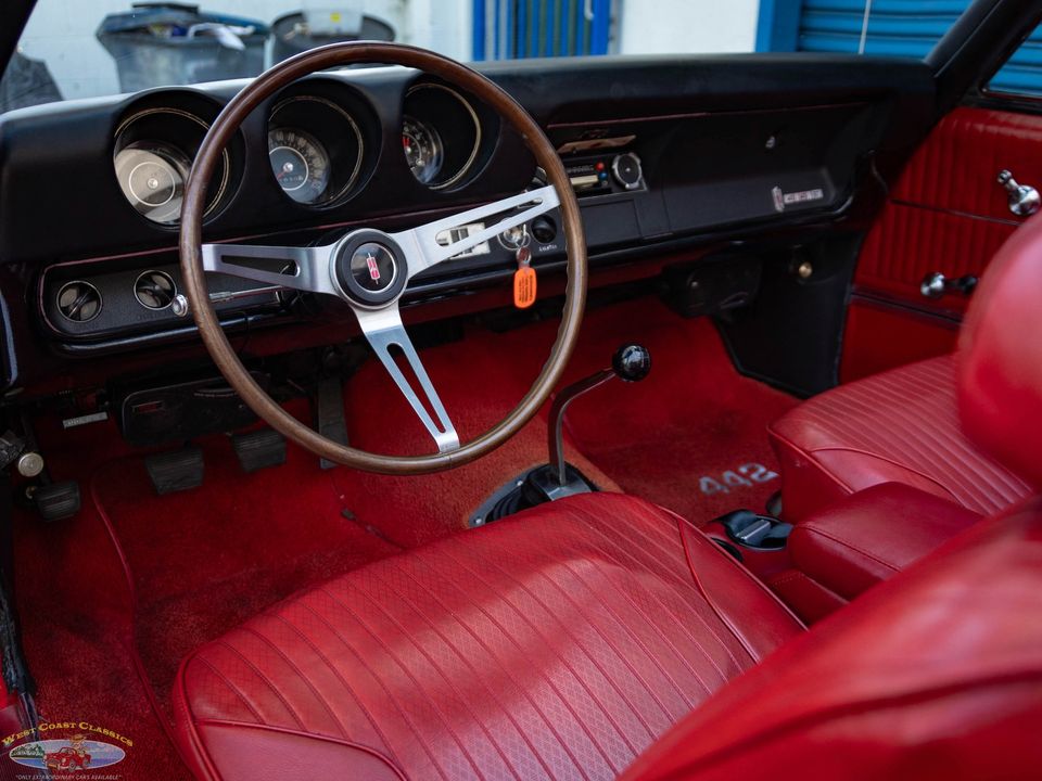 1968 Oldsmobile Cutlass Supreme