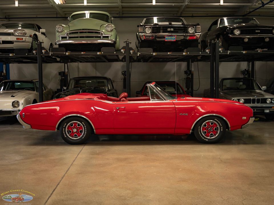 1968 Oldsmobile Cutlass Supreme