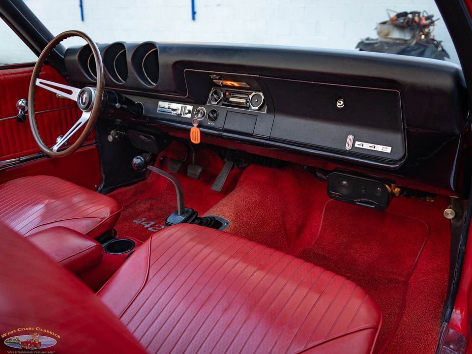 1968 Oldsmobile Cutlass Supreme