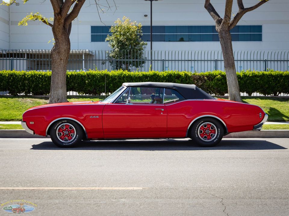 1968 Oldsmobile Cutlass Supreme