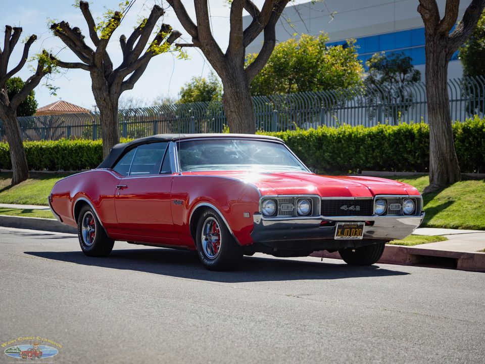 1968 Oldsmobile Cutlass Supreme