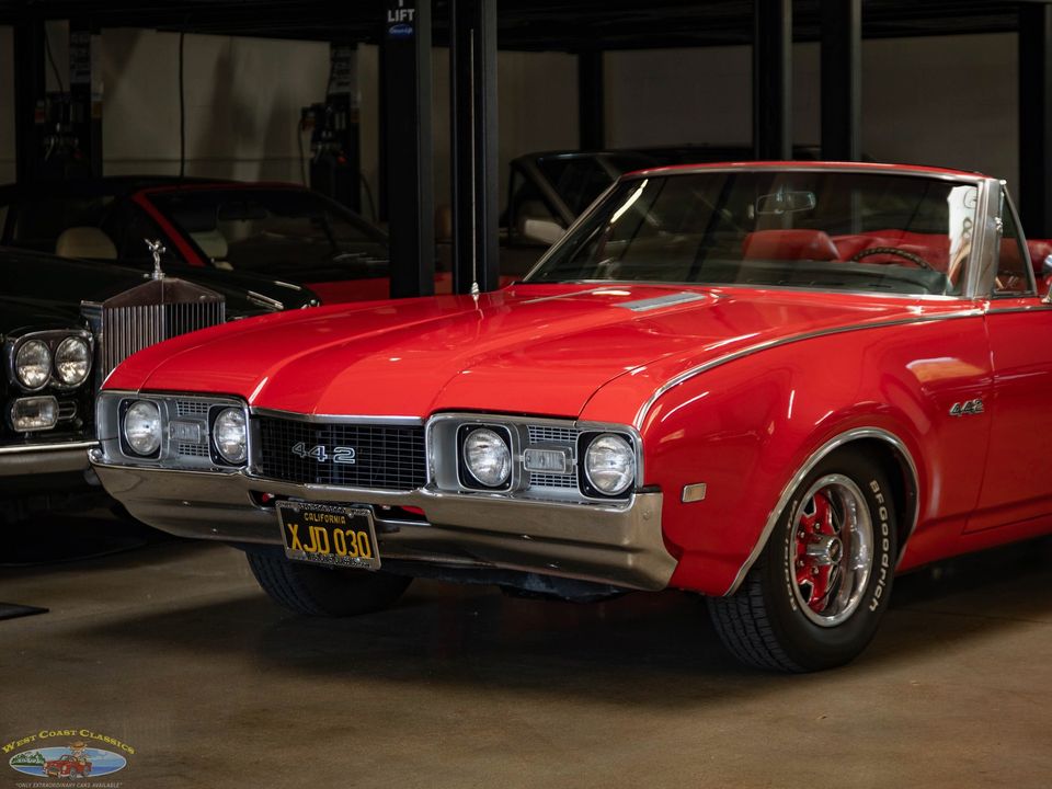 1968 Oldsmobile Cutlass Supreme
