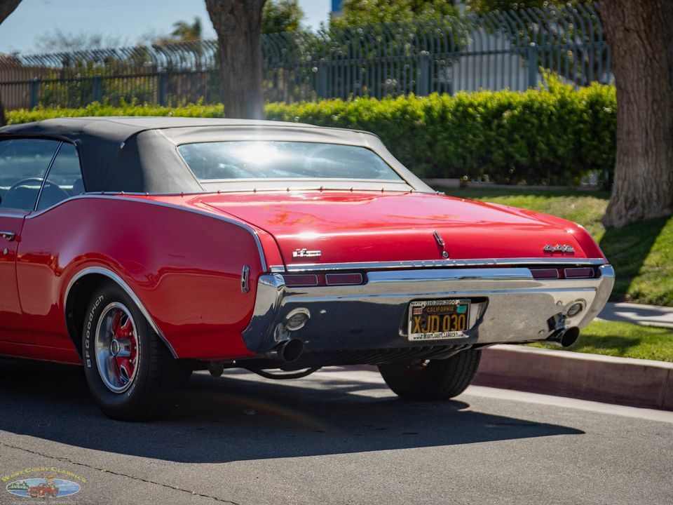 1968 Oldsmobile Cutlass Supreme