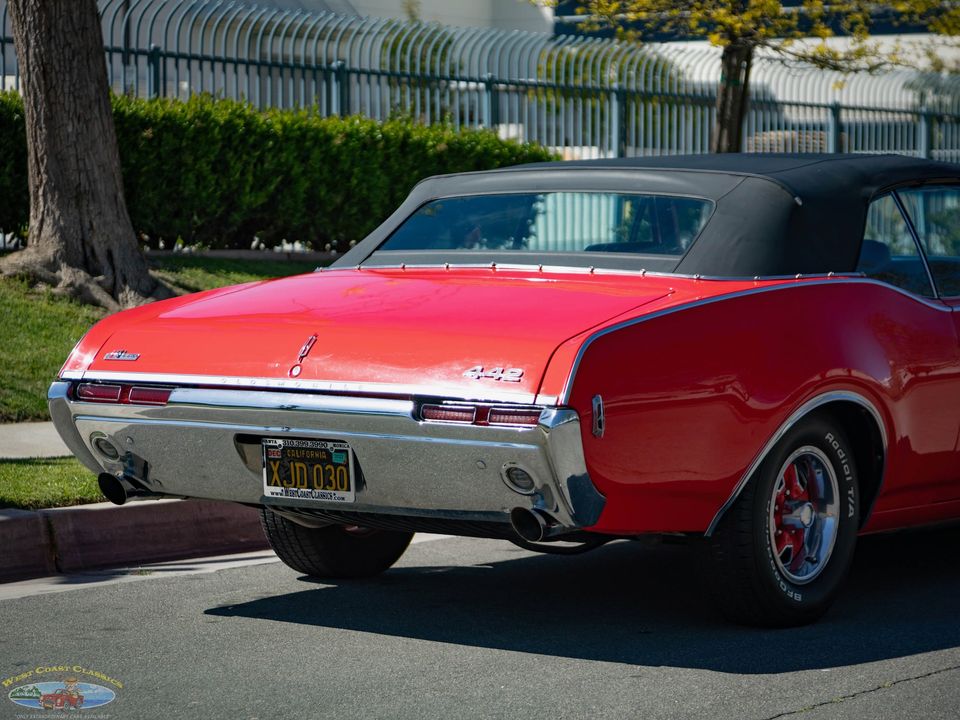 1968 Oldsmobile Cutlass Supreme