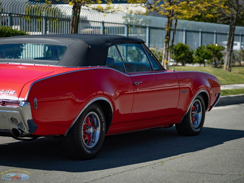 1968 Oldsmobile Cutlass Supreme