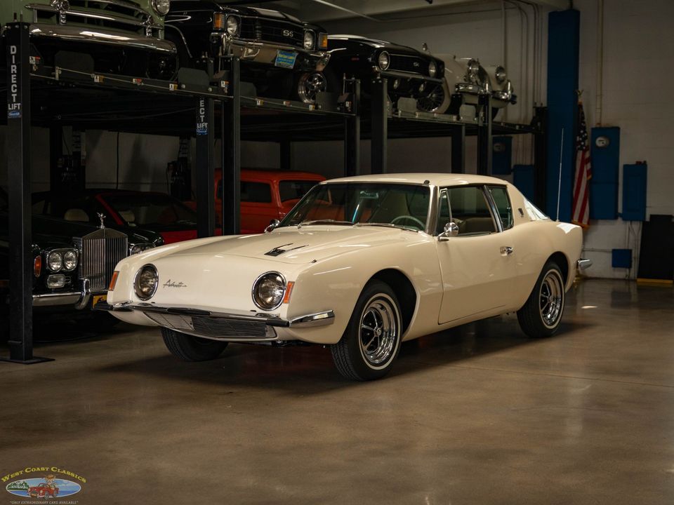 1963 Studebaker Avanti