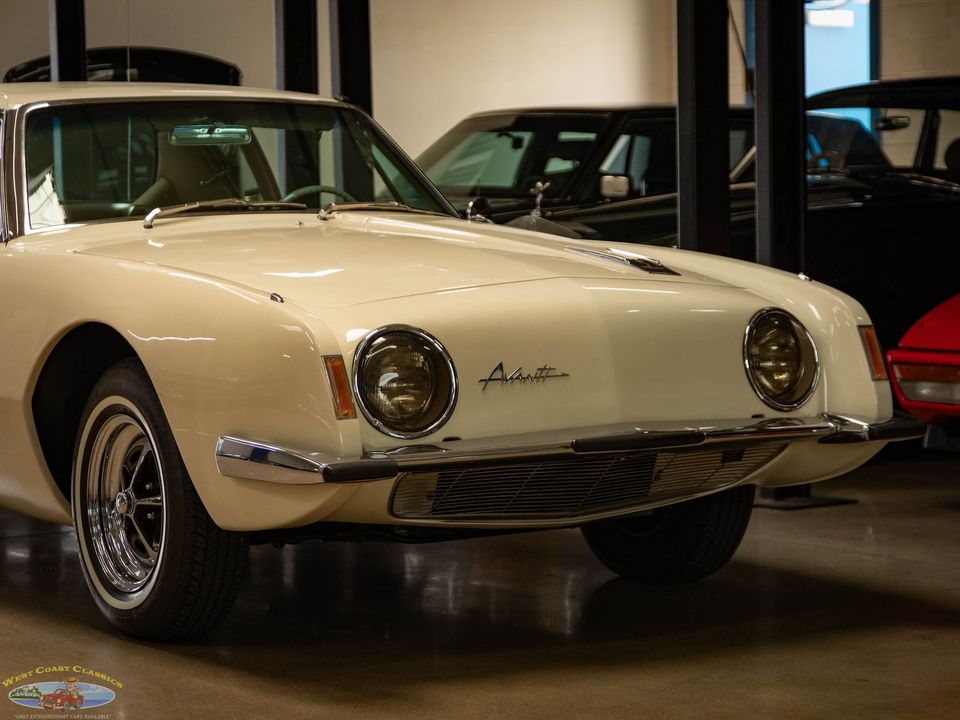 1963 Studebaker Avanti