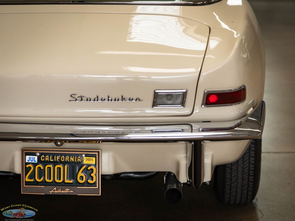 1963 Studebaker Avanti