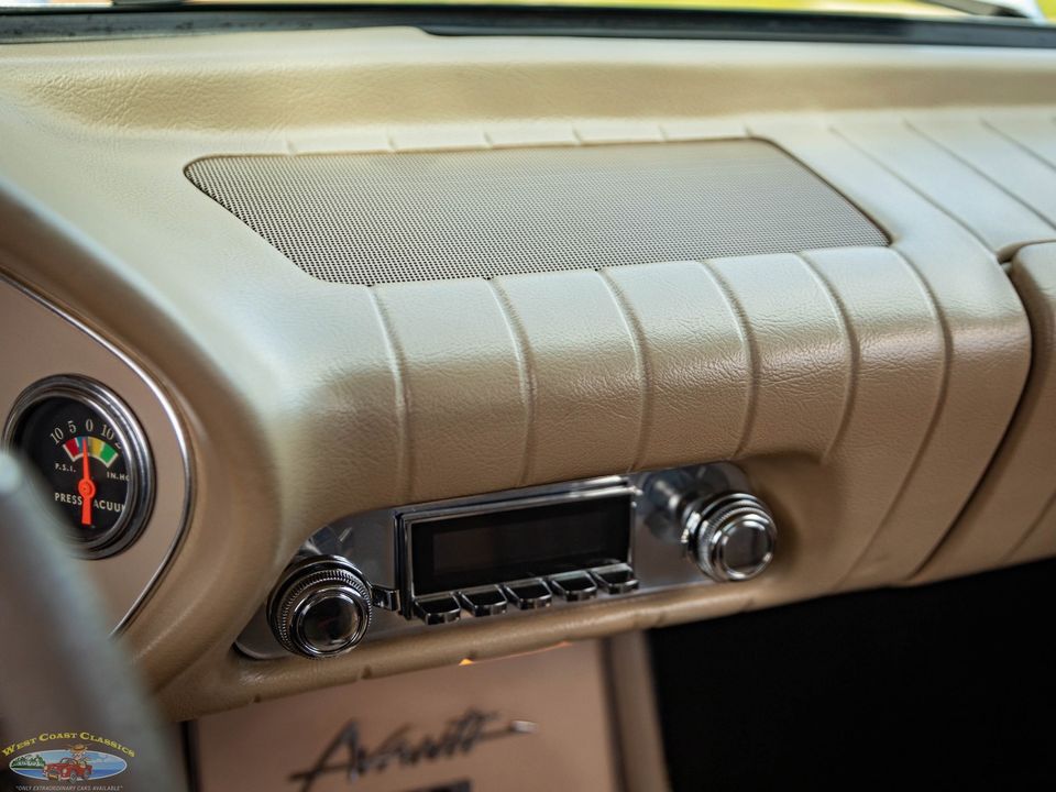1963 Studebaker Avanti