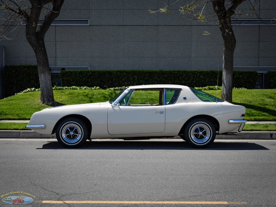 1963 Studebaker Avanti