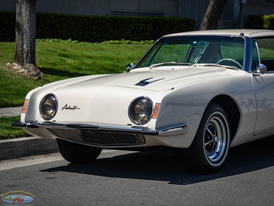 1963 Studebaker Avanti