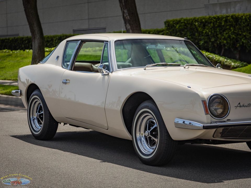 1963 Studebaker Avanti