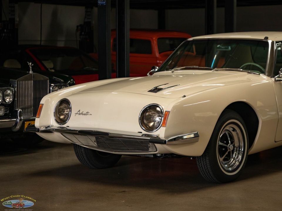 1963 Studebaker Avanti