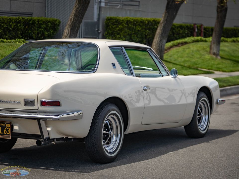1963 Studebaker Avanti