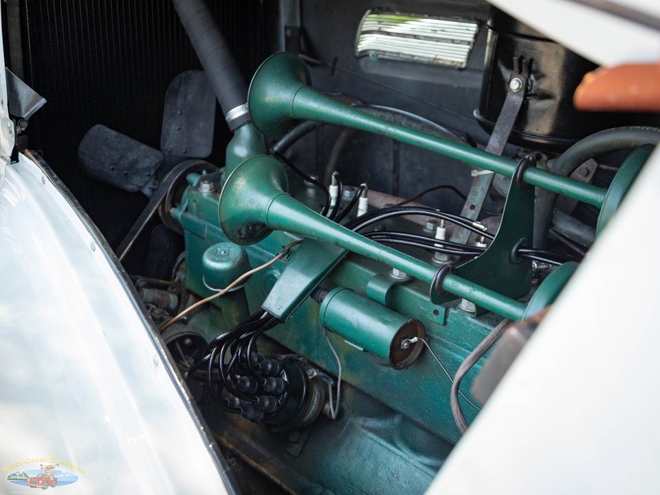 1937 Packard One Twenty