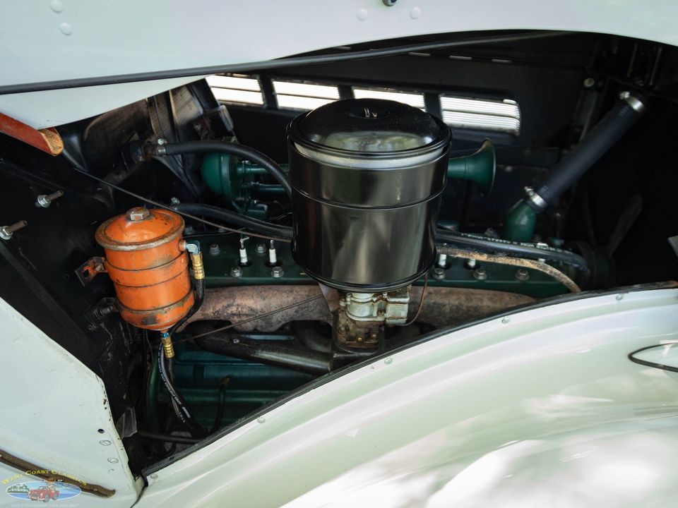 1937 Packard One Twenty
