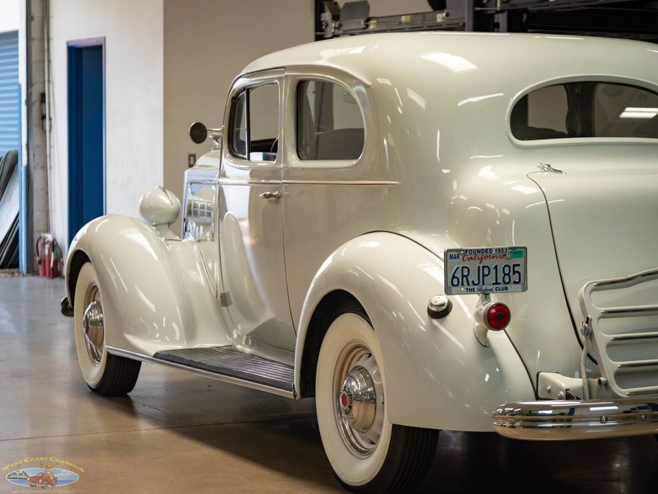 1937 Packard One Twenty