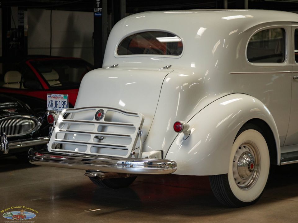 1937 Packard One Twenty