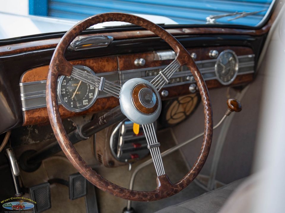 1937 Packard One Twenty
