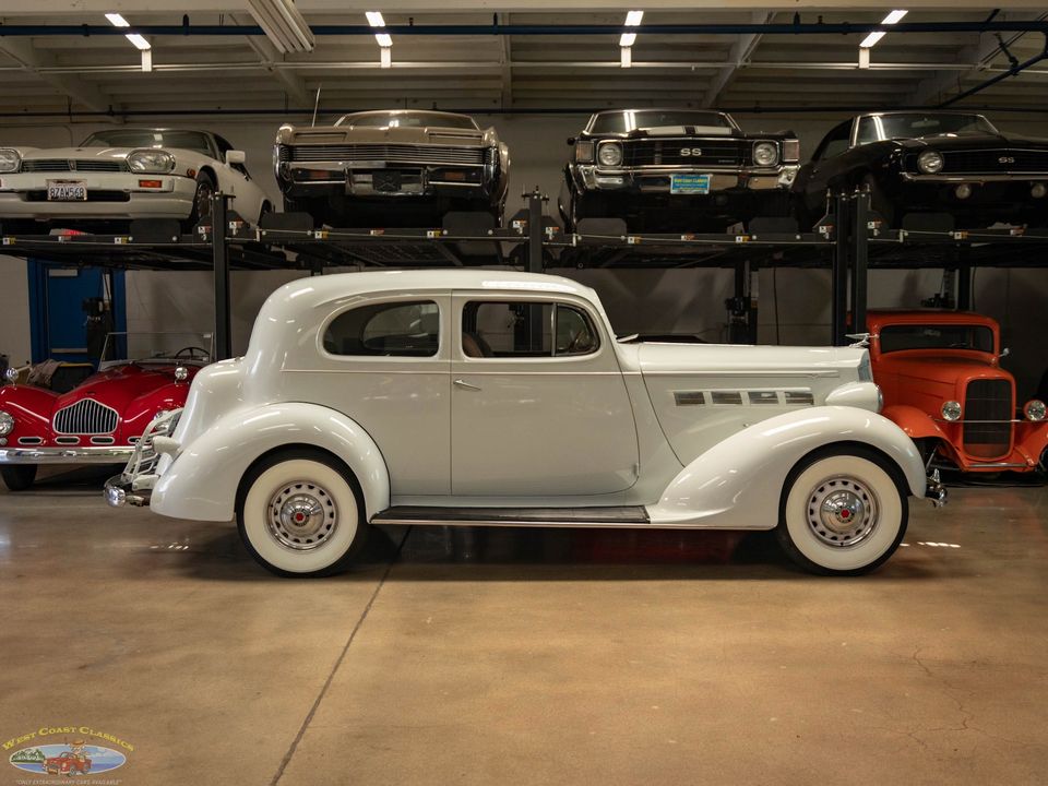 1937 Packard One Twenty