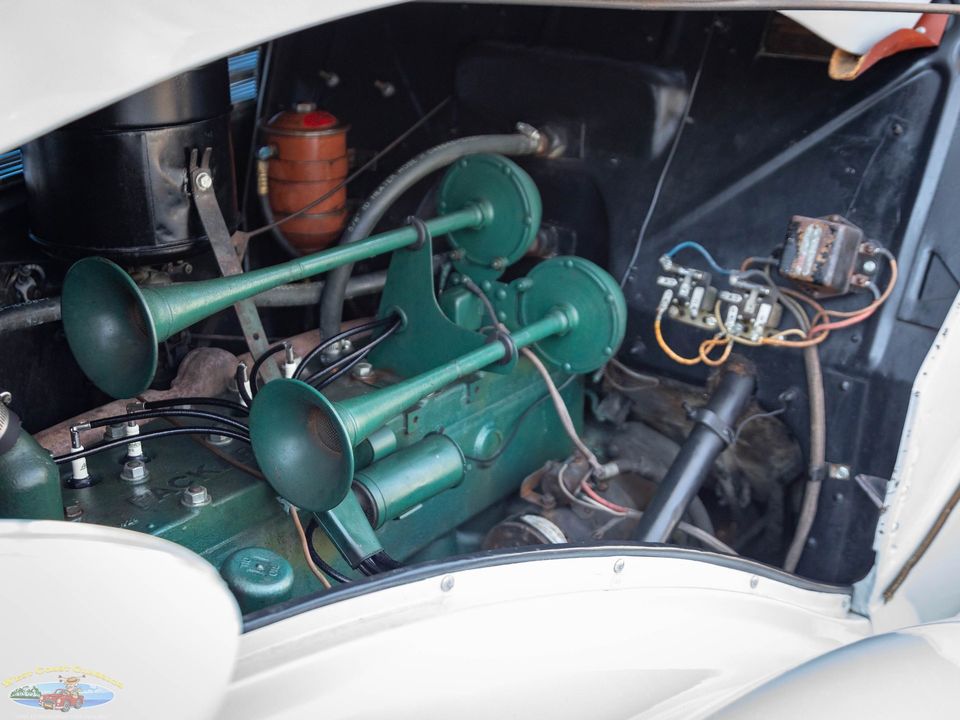 1937 Packard One Twenty
