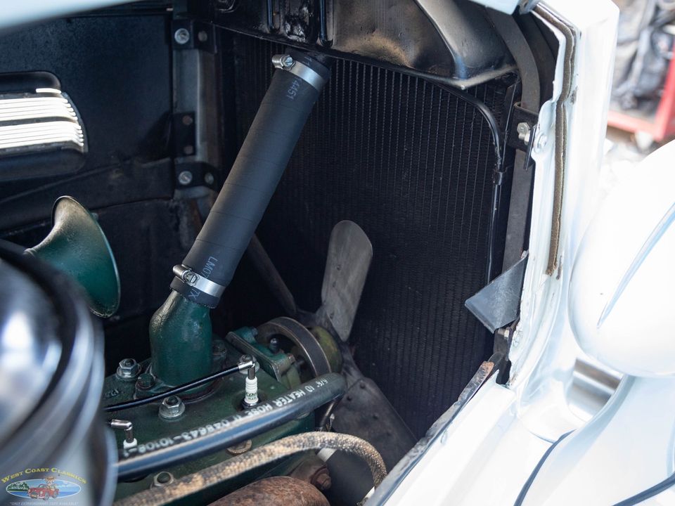 1937 Packard One Twenty