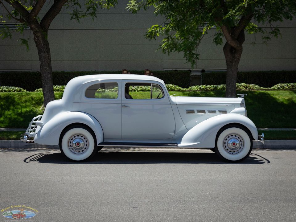 1937 Packard One Twenty