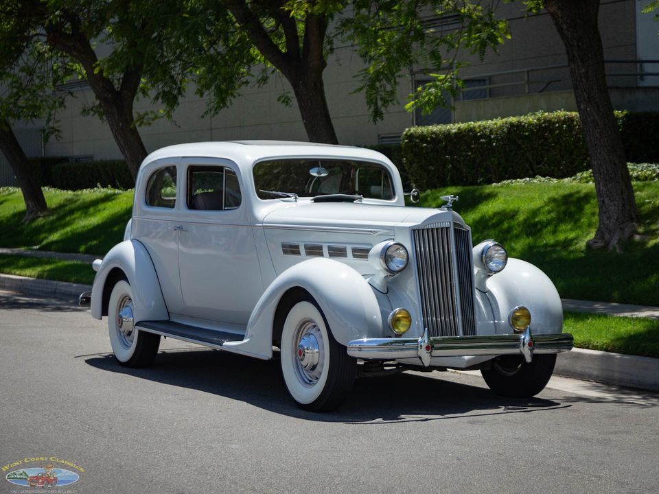 1937 Packard One Twenty