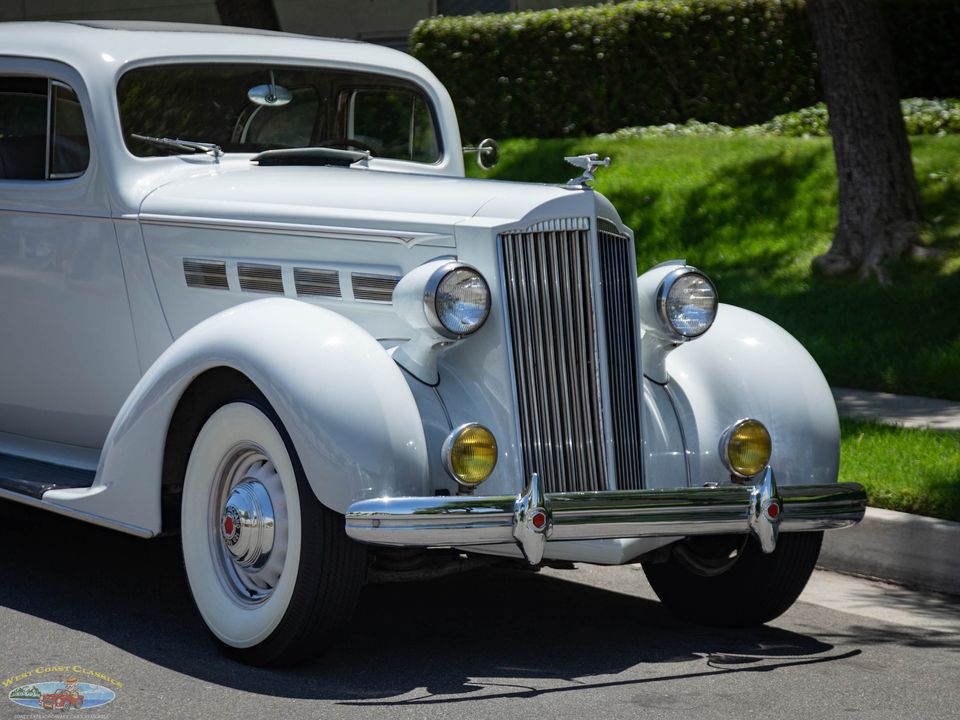 1937 Packard One Twenty