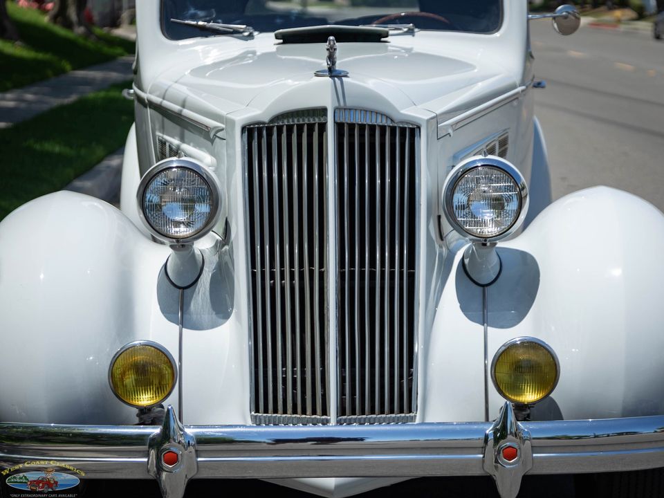 1937 Packard One Twenty