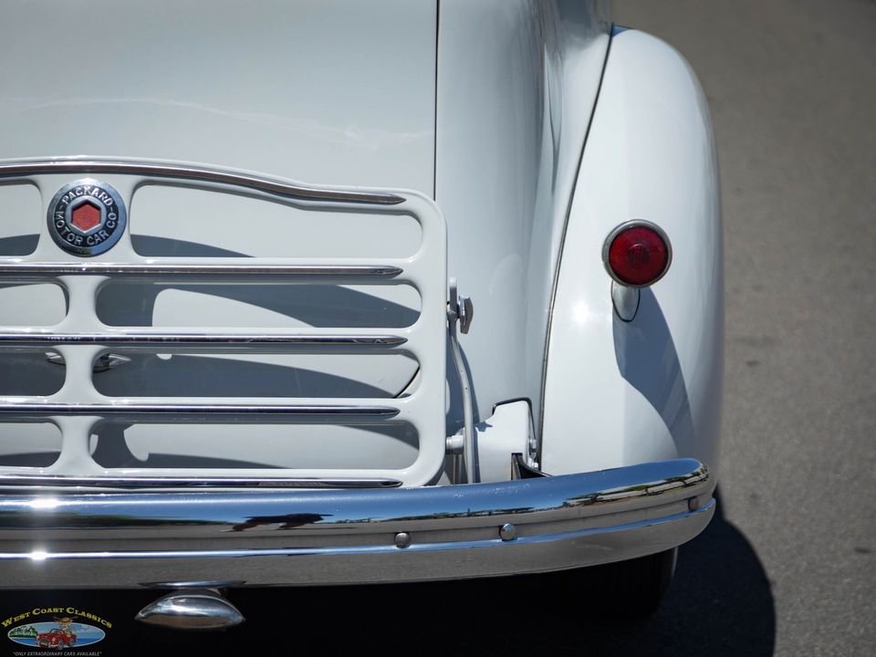 1937 Packard One Twenty