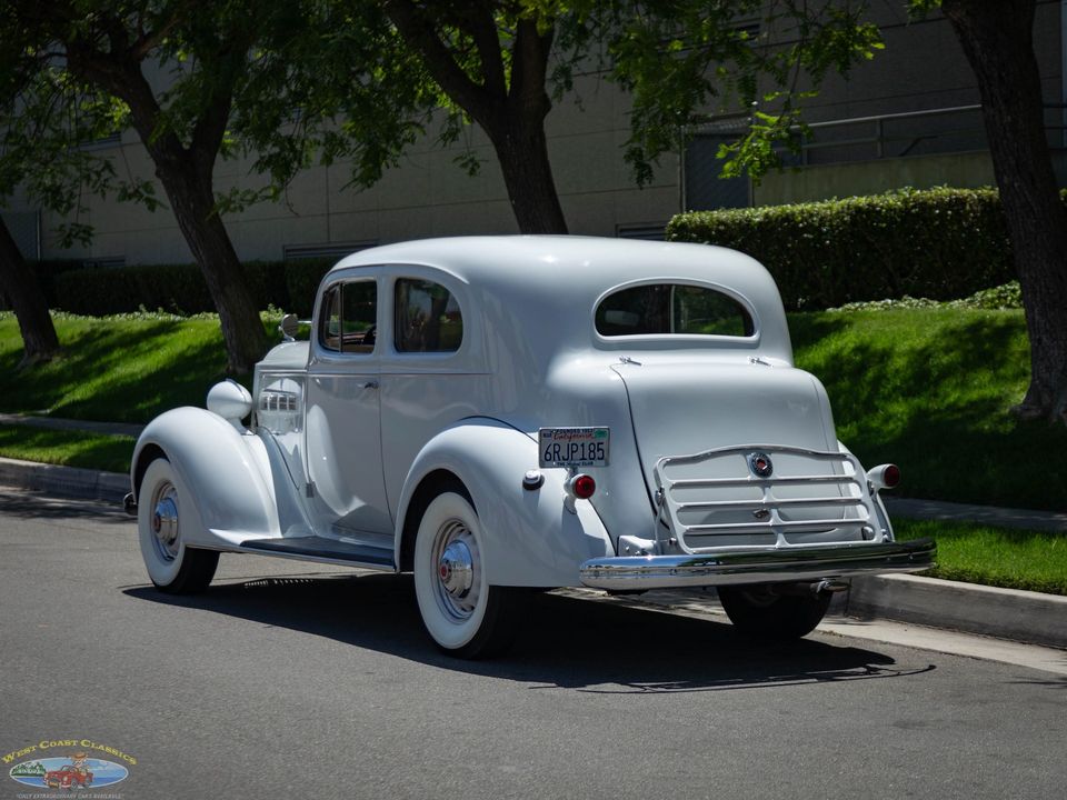 1937 Packard One Twenty