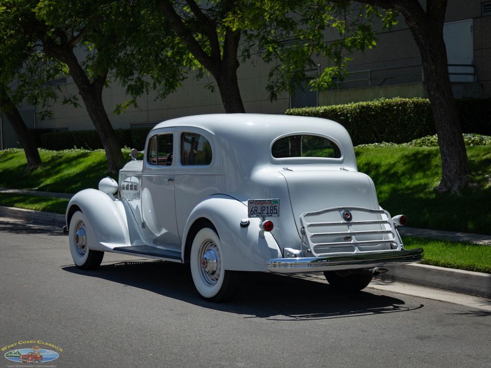 1937 Packard One Twenty