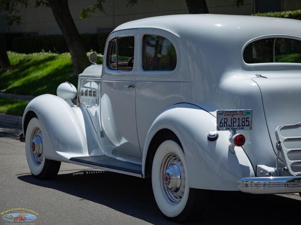 1937 Packard One Twenty