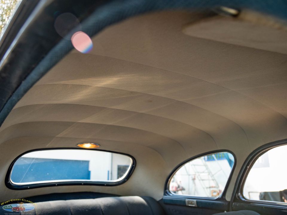 1942 Chrysler New Yorker 2 Door Club Coupe