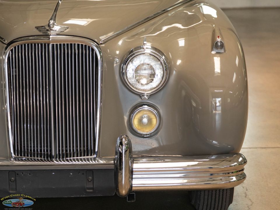 1954 Jaguar Mark VII