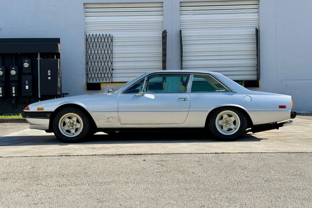 1982 Ferrari 400 i