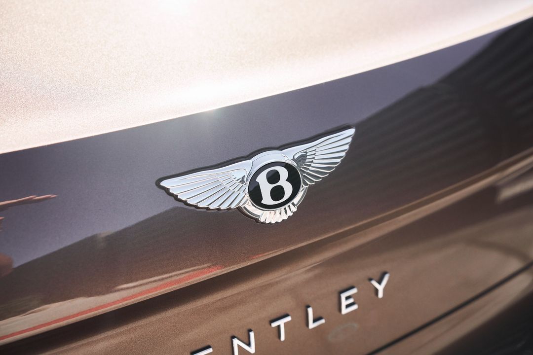 2025 Bentley Flying Spur