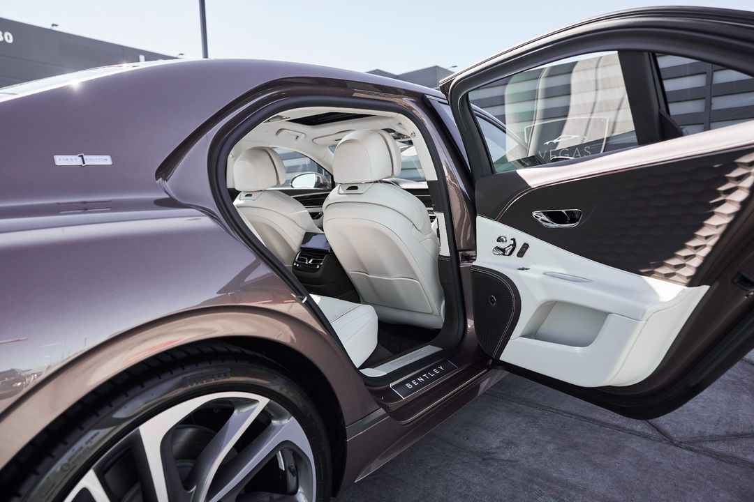 2025 Bentley Flying Spur