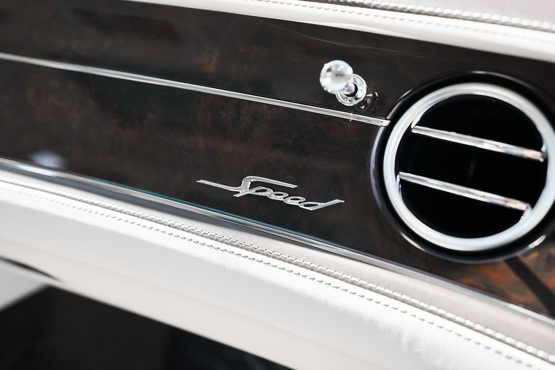 2025 Bentley Flying Spur