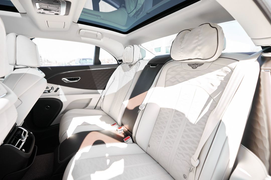 2025 Bentley Flying Spur