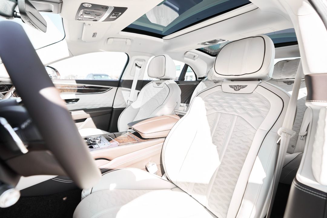 2025 Bentley Flying Spur