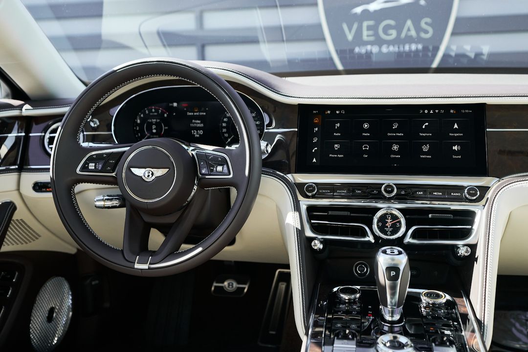 2025 Bentley Flying Spur